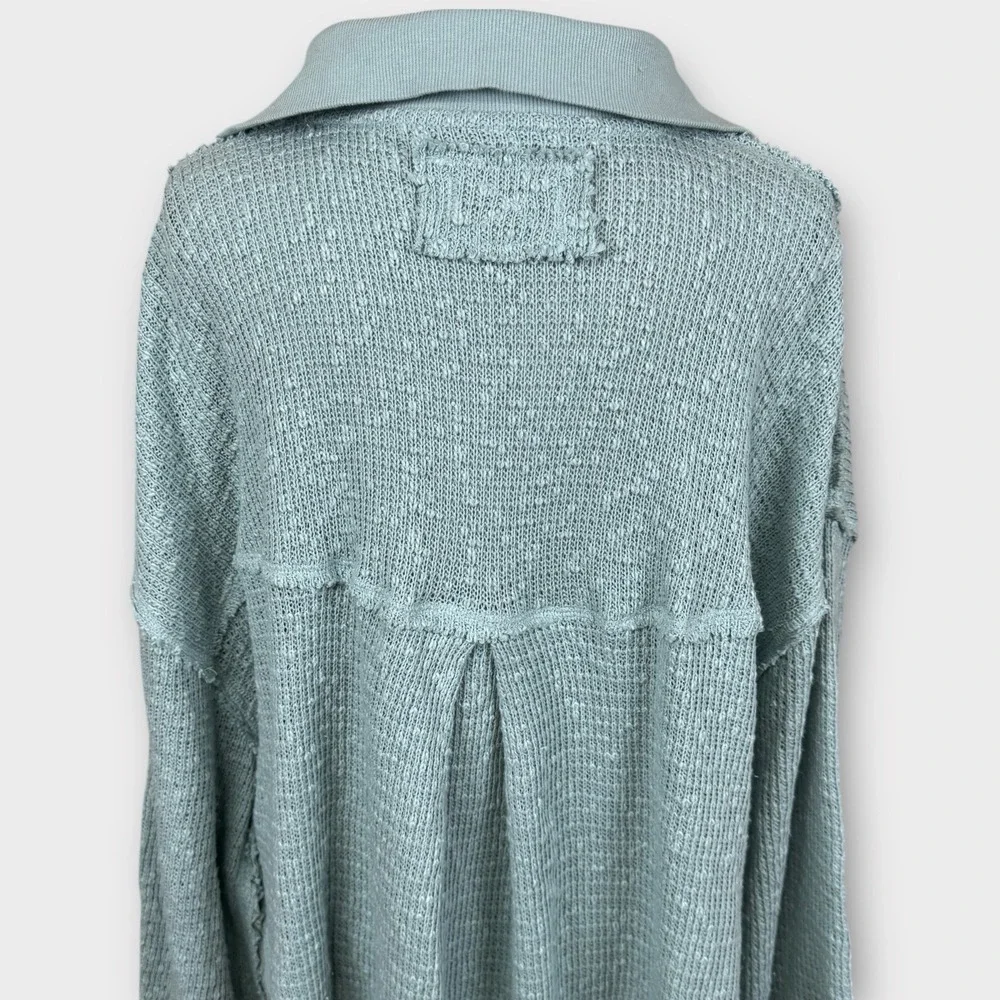 Free People We The Free Knit Catch Waves Hacci Blue Collar Top Sweater‎ Size M